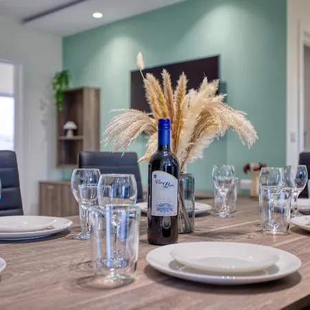 アパート New! - Spacious 3 Bedroom With Garage In Mgarr By Sf Homes L-Imgarr