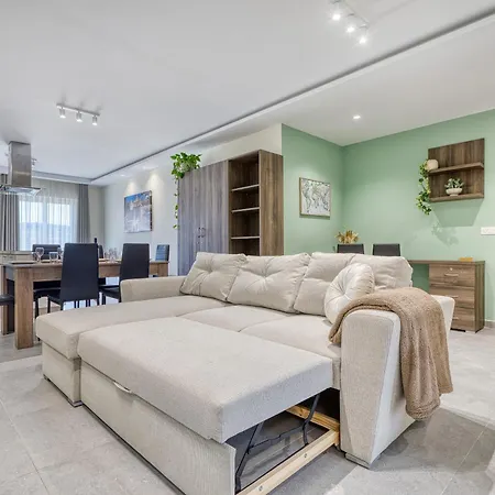 アパート New! - Spacious 3 Bedroom With Garage In Mgarr By Sf Homes L-Imgarr